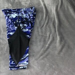 Live active 7/8 legging size 14/16